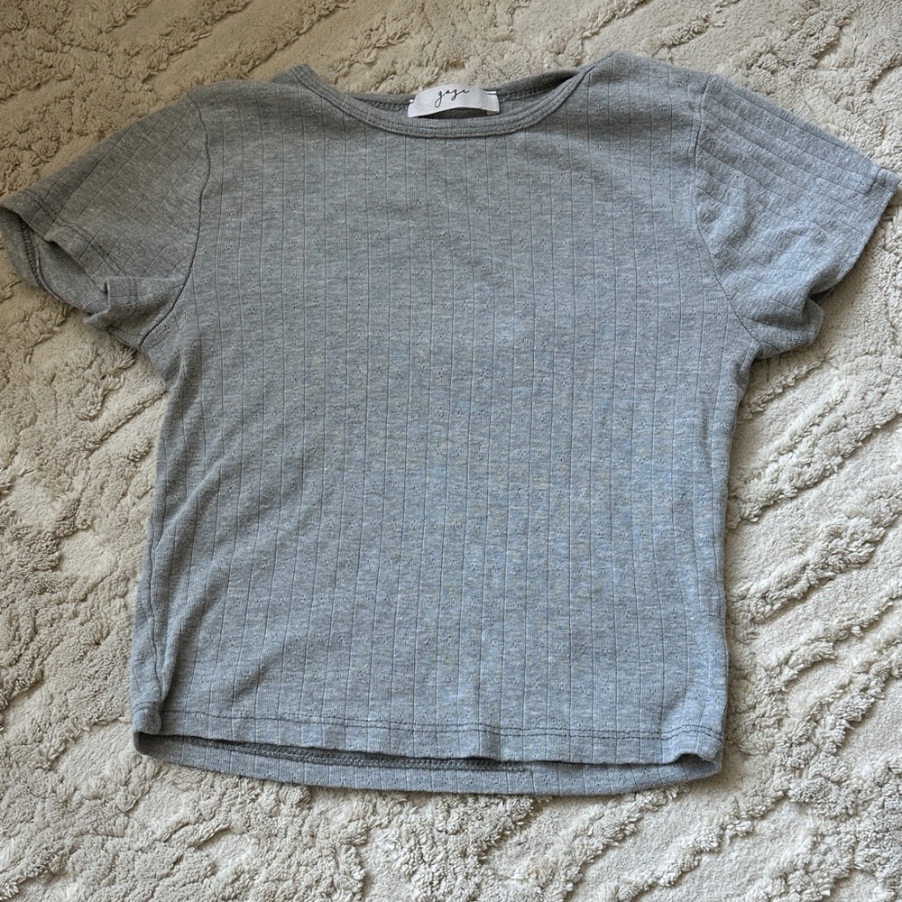 Gaze Heather Gray Ribbed Tee